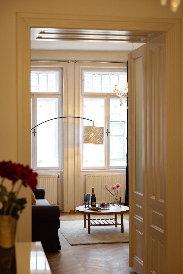 Ferienwohnung Hideaway Wahring Wien Exterior foto